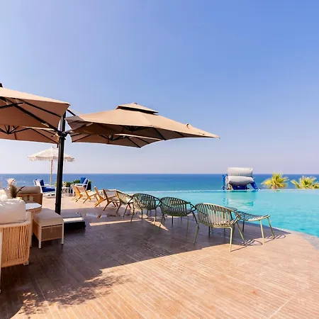 アパート Albatros - Infinity Pool & Private Terrace 2 By Azur Prime *