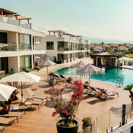 Albatros - Infinity Pool & Private Terrace 2 By Azur Prime アパート